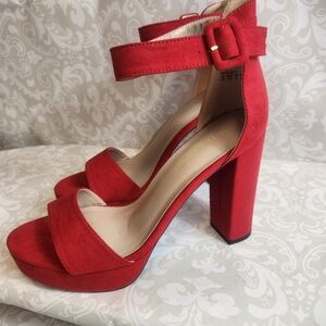 NWT Dream Pairs Hi-Lo Vibrant Red Suede Platform Block Heels